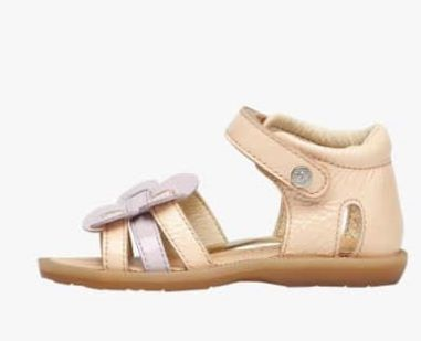 D&eacute;couvrir comment les chaussures Naturino garantissent confort et s&eacute;curit&eacute; pour les pieds des tout-petits